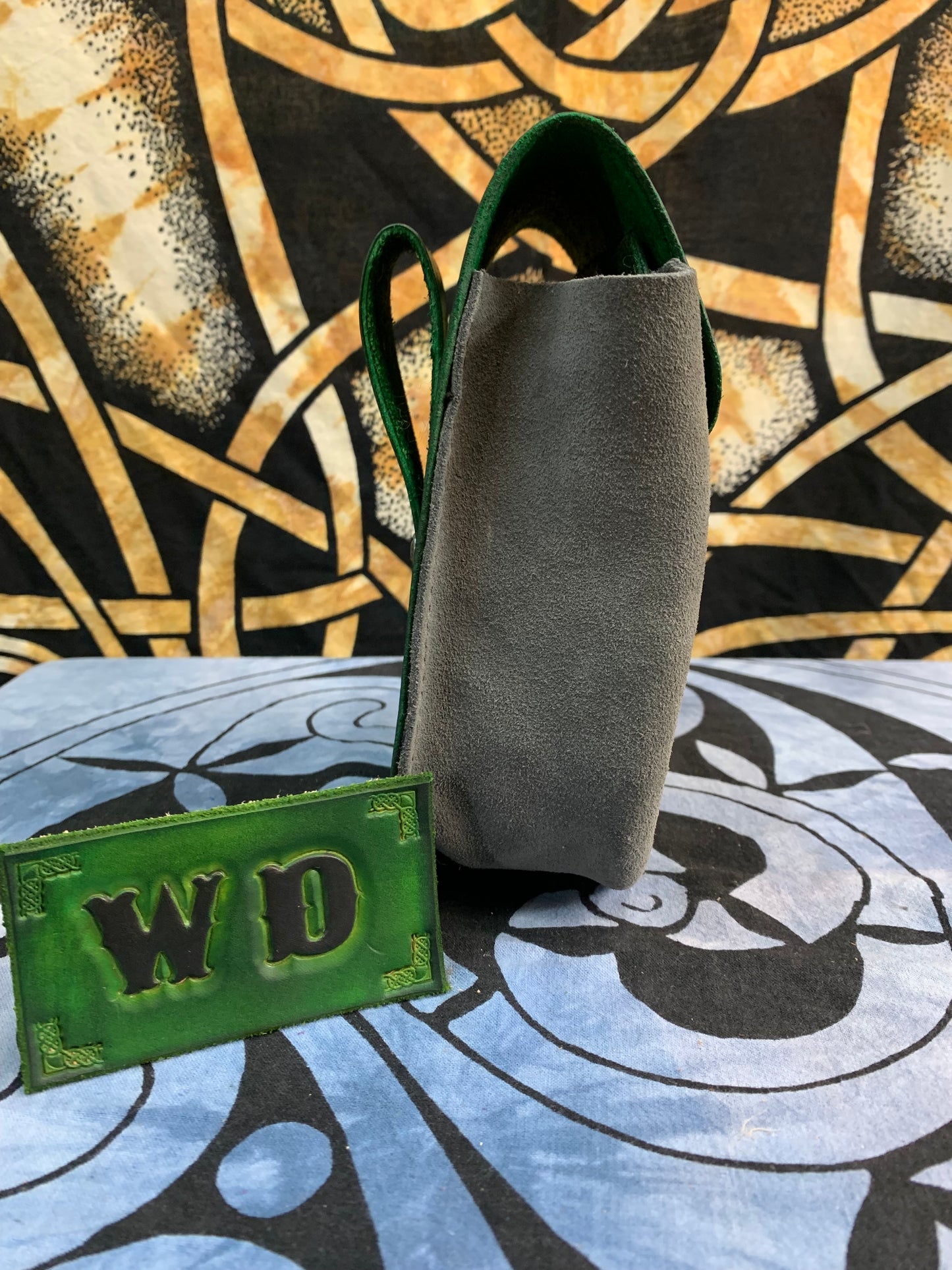 SUEDE & LEATHER BELT POUCH - KELLY GREEN & GRAY SUEDE